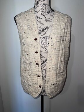 JCPenney The Men’s Shop Vintage 80s Donegal Tweed Cable Knit Vest Cream Small
